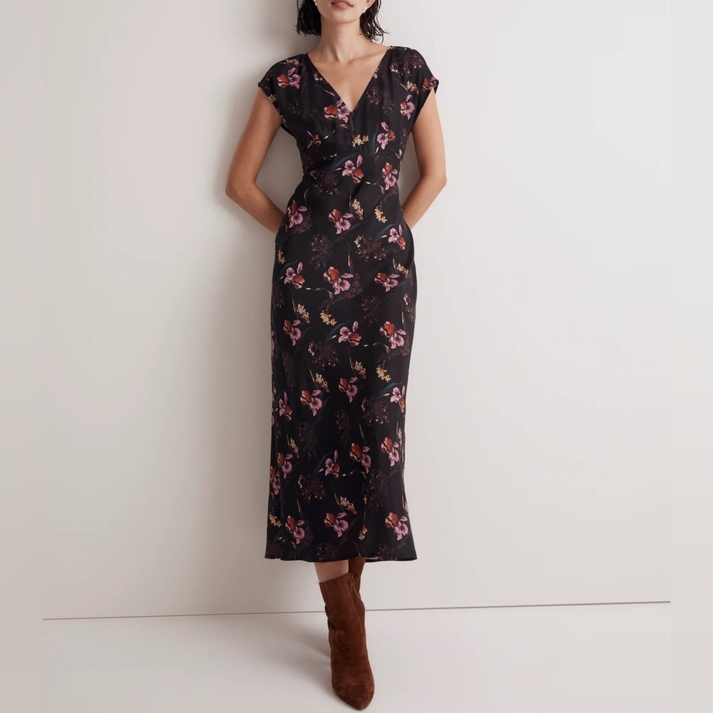 Madewell Floral Midi Dress with Wide V-neck True Black Size 0